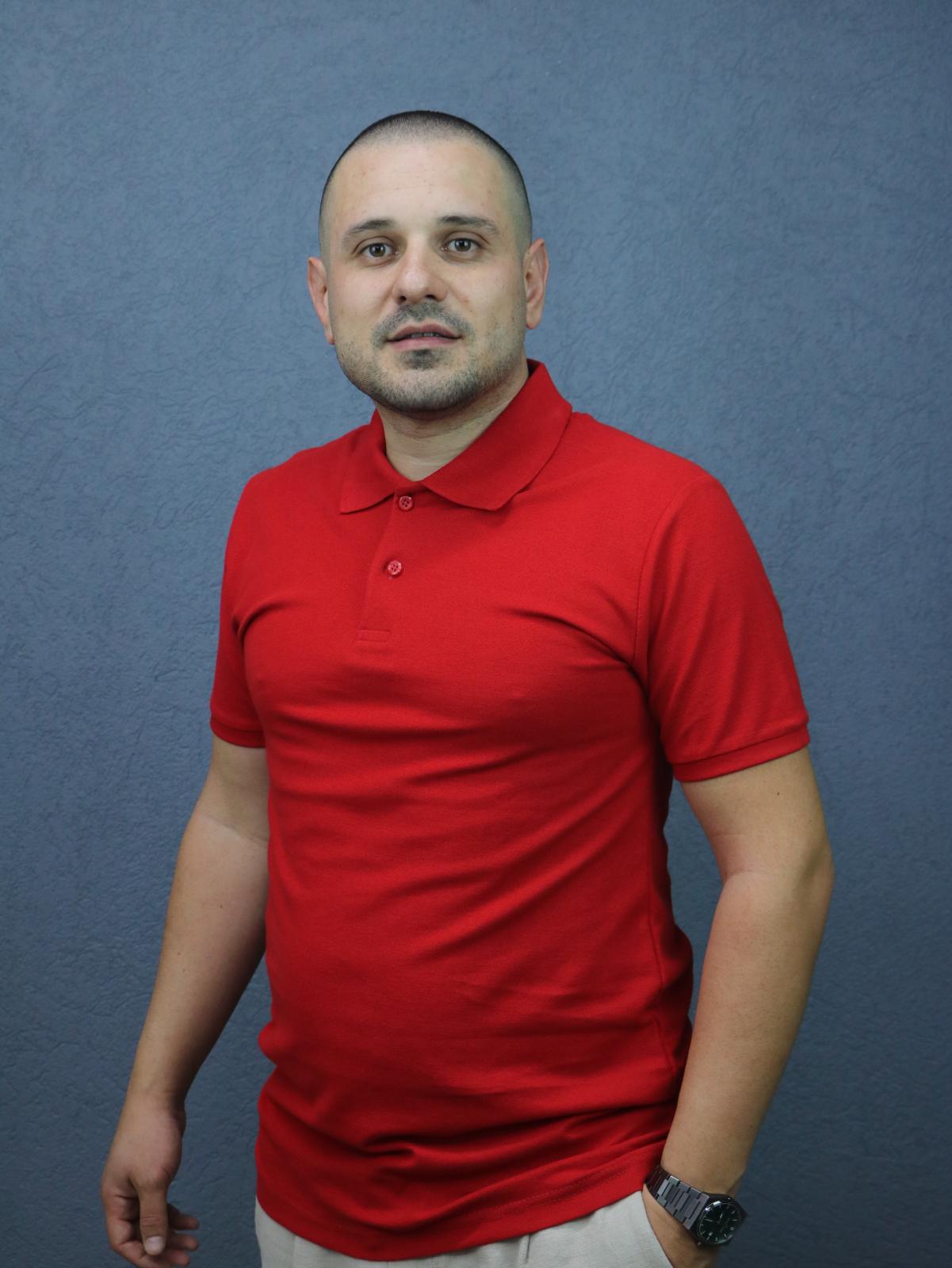 Polo Yaka Kırmızı